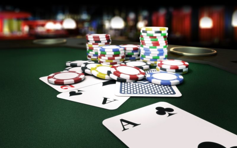 Online Poker Game for Fun and Money