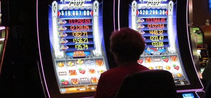 The various benefits of playing slot machines online